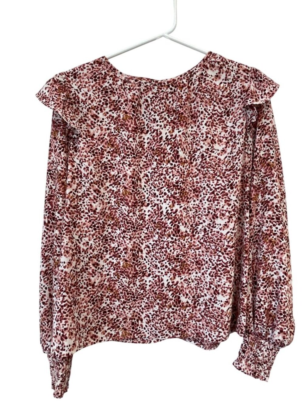 Roan + Ryan Blouse XS Ruffle Shoulder Long Sleeve Animal Print Business Casual